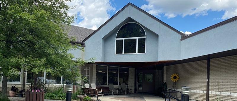 Wolf Willow Lodge